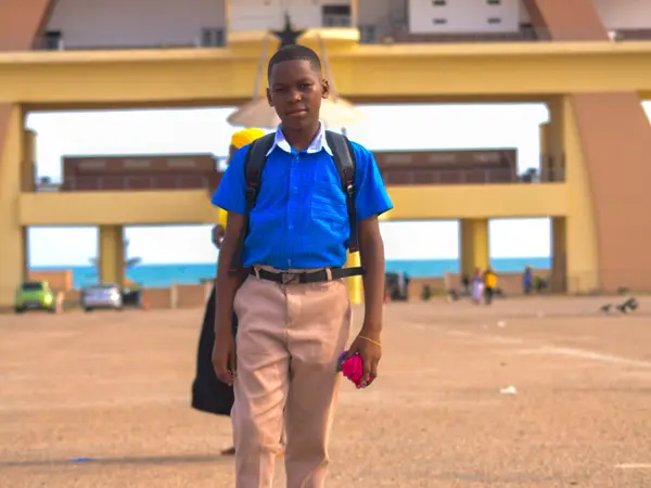 A HEWIS student in front of the Kwame Nkrumah memorial in Accra